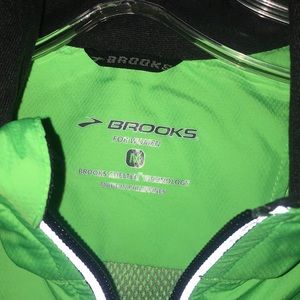 Brooks Jackets & Coats - Brooks running jacket Brooks Jackets & Coats - Brooks running jacket